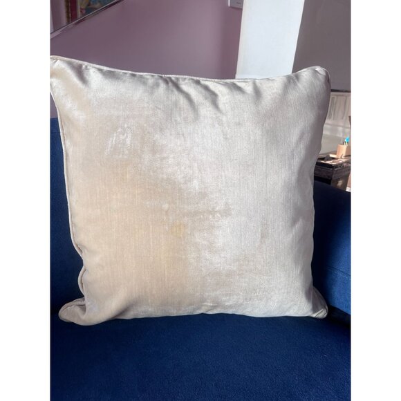 Luxurious Contemporary Cream 18" x 18" Velveteen Accent Pillow Self-Piped - Picture 7 of 7